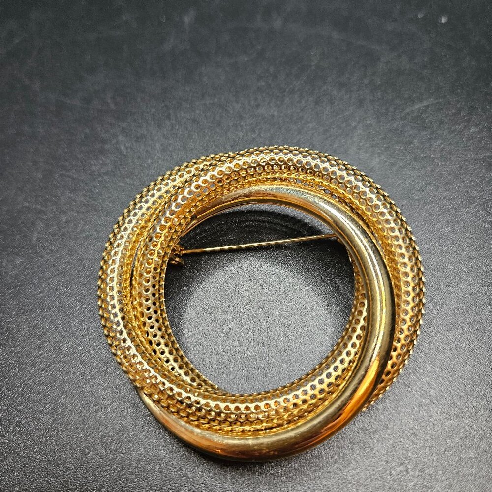 Gold Tone Love Knot Pin